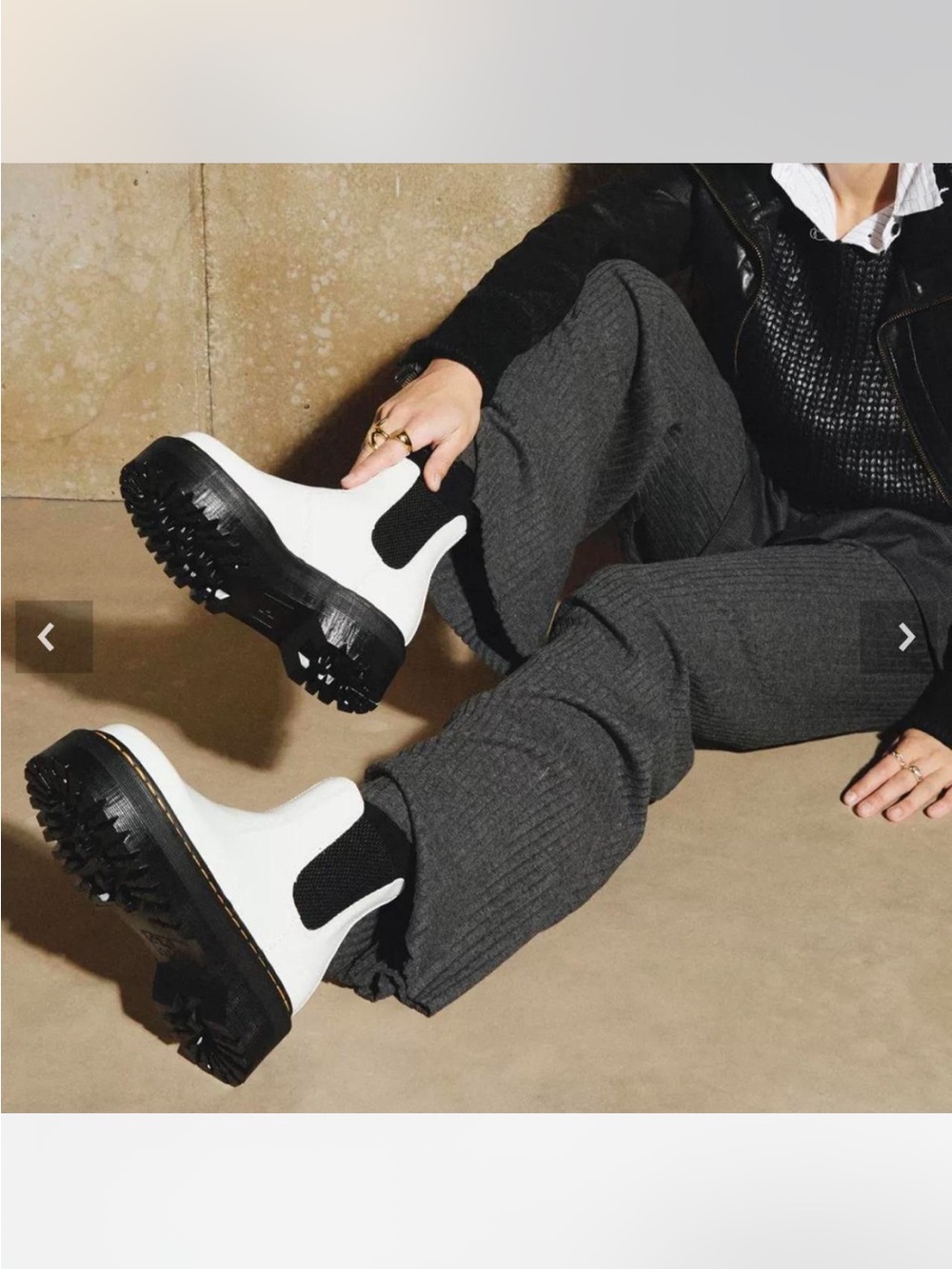 Dr. Martens 2976 Smooth Leather Platform Chelsea Boots